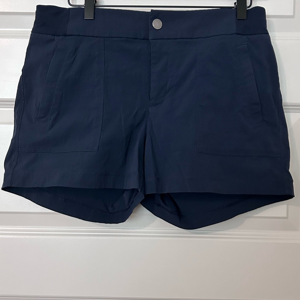Athleta Navy Athletic Shorts with Front Pockets